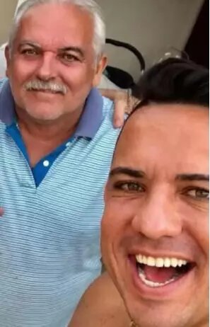 kel-ferretti-pai-repdoucao.jpg